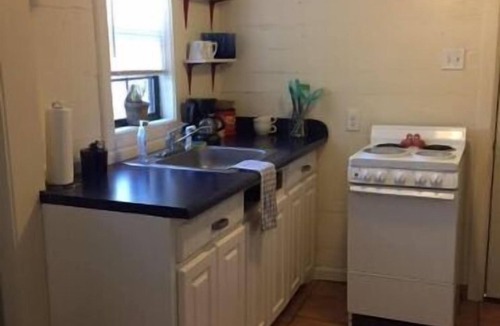 Amarillo House | Cottage by the College
