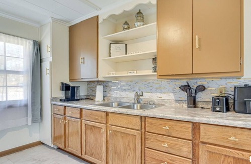 Ames Apartment | Cottage by the Park