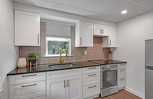 Parkesburg House | Cottage by the Pines