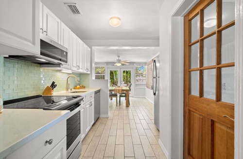 St. Pete Beach House | Cottage By The Sea