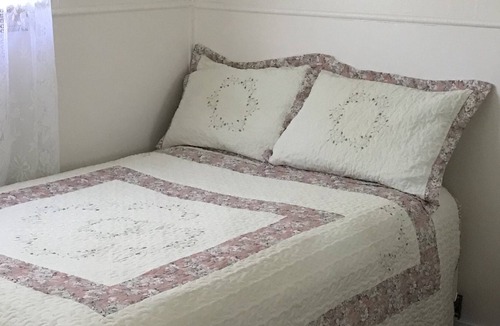 L' e-Verte House | Cottage by the sea. Five minutes from the Newfoundland ferry!