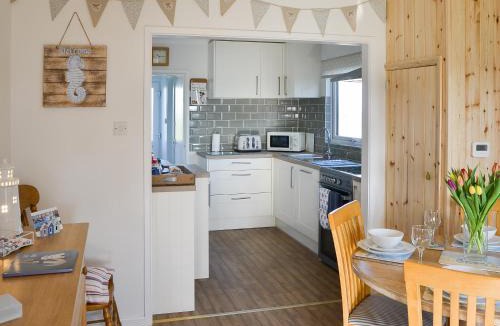 Bacton House | Cottage By The Sea