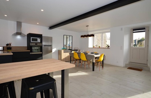 Cherrueix House | Cottage by the sea near Mont Saint Michel!