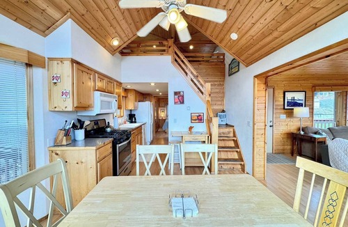 Brookings Cabin | Cottage by the SEA Su