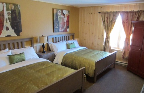 Sainte-Agathe-des-Monts Ski Chalet | Cottage Vasara for 12 people