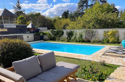 Chitenay Cottage | Cottage chaleureux avec piscine