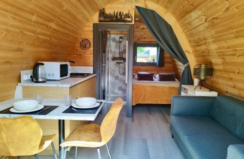 Avranches Bed & Breakfast | Cottage climatisé avec terrasse privative et kitchenette