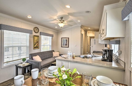 Pleasant Mount House | Cottage Complex Spring’s Hidden Haven
