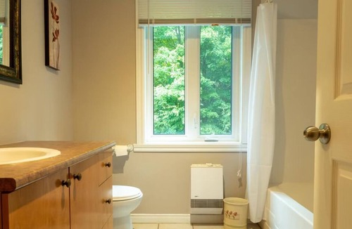 Magog Cottage | Cottage Country Paradise