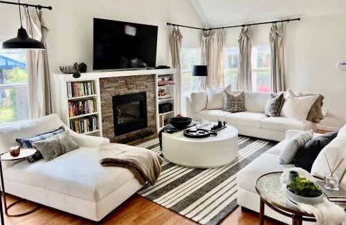 Nelscott House | Cottage De La Mer