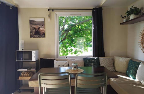 Noyant-la-Plaine Cottage | *Cottage de la savonnerie*Green stay for 4