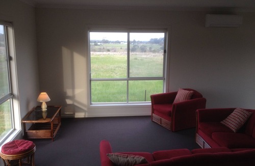 Meredith Cottage | Cottage Down the Lane Rural Setting