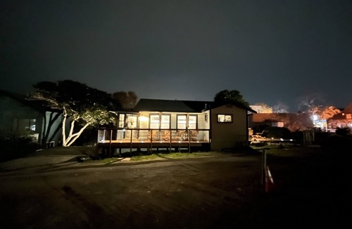 Benicia Cottage | Cottage Downtown Benicia