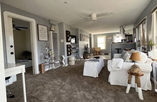 Benicia Cottage | Cottage Downtown Benicia