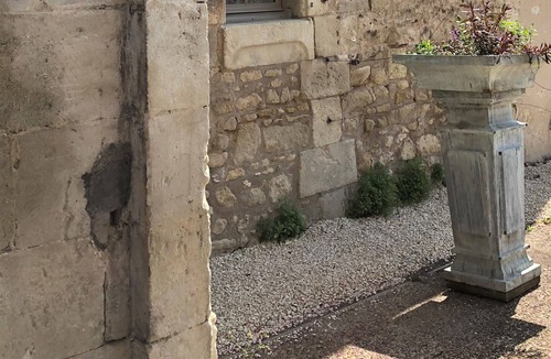 Azay-le-Rideau House | Cottage du Chateau swimming pool, garden, at Domaine Plessis Gallu in Azay Le rideau