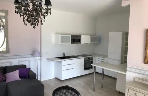Azay-le-Rideau House | Cottage du chateau for 4 people 90 M- 2 bedrooms 2 bathrooms pool