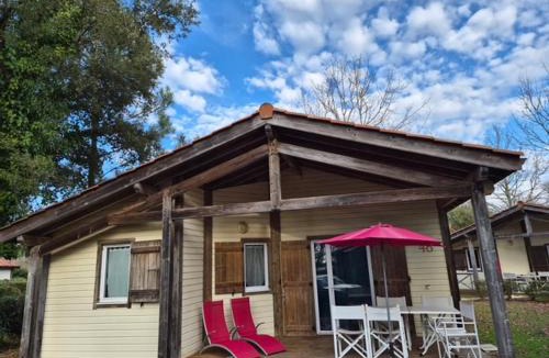 Parentis-en-Born Ski Chalet | Cottage du Lac