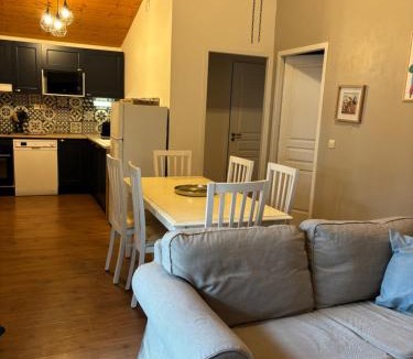 Parentis-en-Born Ski Chalet | Cottage du Lac