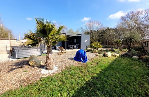 Saint-Jean-de-Monts Ski Chalet | Cottage Enjoy - SPA Privatif