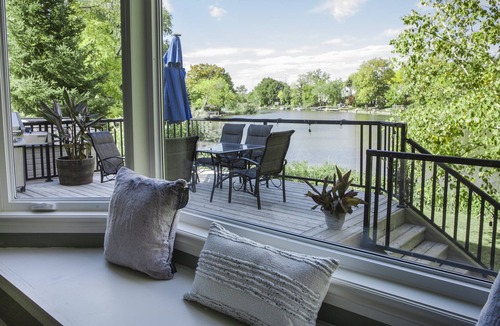 Winona House | Cottage Escape in the City!