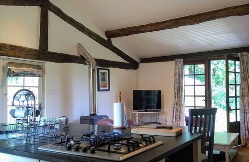 Puycalvel Cottage | Cottage Family friendly gîtes, wifi, play areas, welcome pack, large heated pool