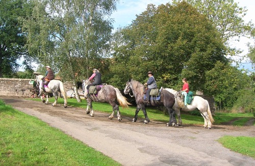 Les Isles-Bardel Cottage | COTTAGE FARM the Curve
