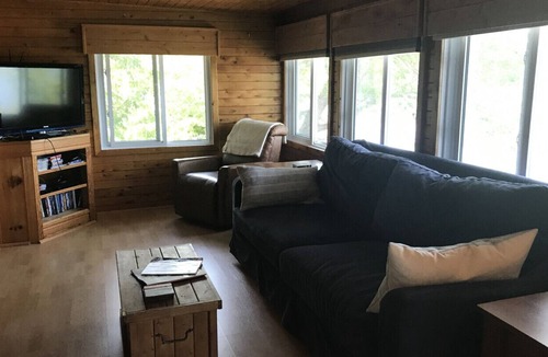 Douro-Dummer House | Cottage for rent on Upper Stoney Lake