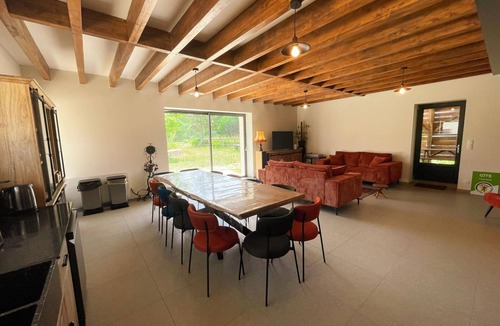 Courcelles-de-Touraine Cottage | Cottage with private garden, near castles, pets allowed
