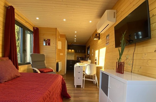 Plascassier Cottage | Cottage