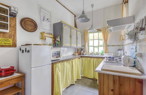 Couvains Cottage | Cottage in Saint-Clair-sur-l'Elle