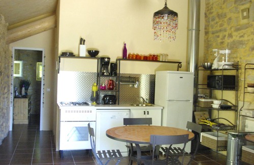 Bollene Cottage | Cottage "Ganesh" in Mas eighteenth