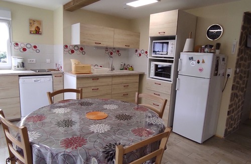 Bain-de-Bretagne House | Cottage 'Gîte Des Huttes' with Private Terrace, Private Garden and Wi-Fi