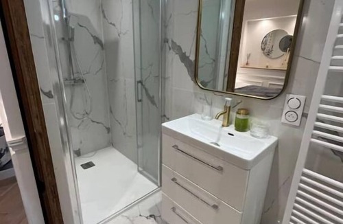 Jouars-Pontchartrain Apartment | Cottage Haussmann