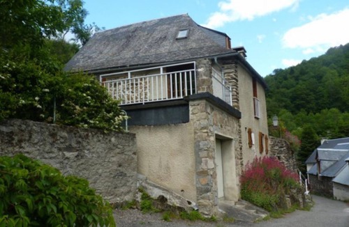 Bareilles Cottage | Cottage Hameau de Pouy, Nestes Valley for 6 people