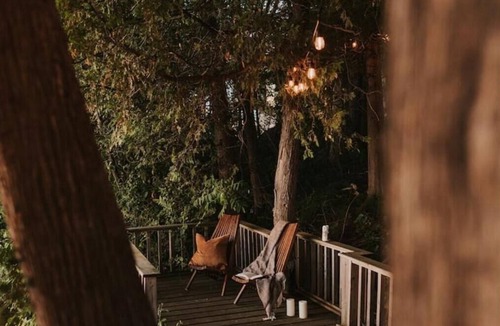 Calabogie Cottage | Cottage Hot Tub + Sauna {Golf}