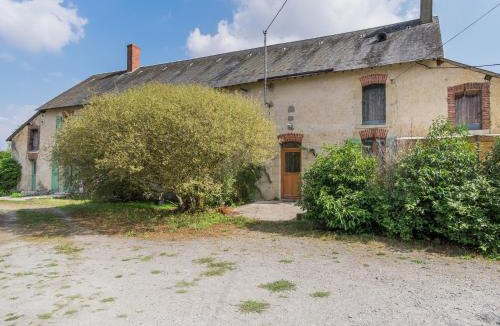 Giroux House | Cottage in an old remote farmhouse
