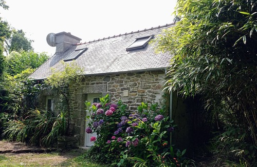 Plouigneau Cottage | Cottage in Brittany