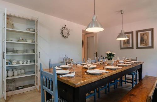 Castellnou de Bages House | Cottage in Castellnou with Forest Trails