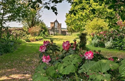 Kingham Cottage | Cottage in Cotswolds with Private Pool Access