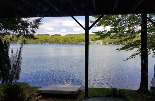 Hart Cottage | Cottage in Crystal Lake