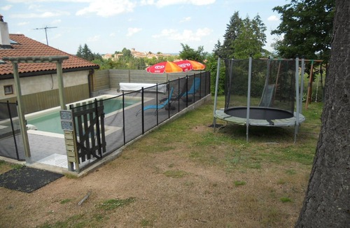 Saint-Haon-le-Chatel Cottage | Cottage in Saint-Haon-le-Châtel with pool and pets allowed