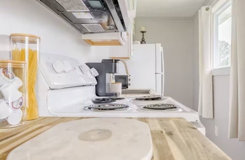 Livonia Center House | Cottage in Hemlock