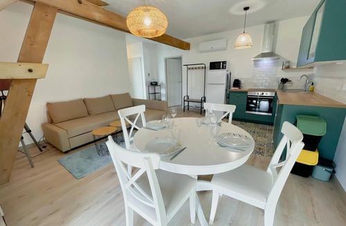 Luzille Cottage | Cottage in Luzillé with private garden and air conditioning