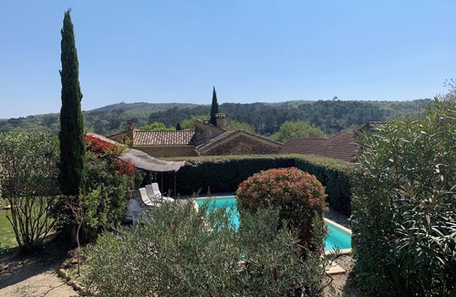 Barjac House | Cottage in Mas, private pool at the cottage, near Uzes