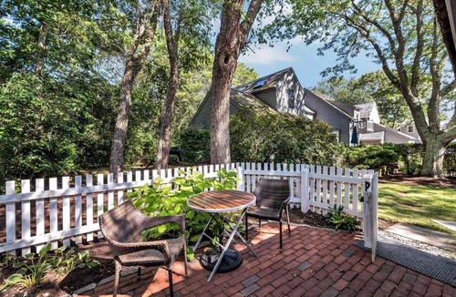 Mashpee Cottage | Cottage in Maushop Village.
