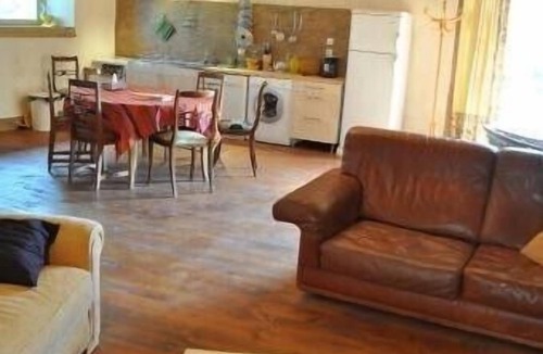 Monlet Cottage | Cottage in old farmhouse