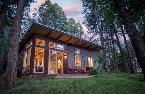 Nevada City Cottage | Cottage in the Cedars