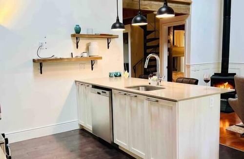 Orford Ski Chalet | Cottage in the village of Orford