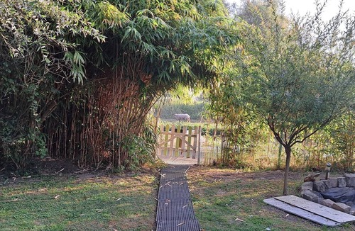 Salperwick Ski Chalet | Cottage in the water accessible only by boat