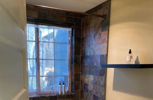 Tyro Ski Chalet | Cottage in the Woods near Wintergreen Resort and Blue Ridge Parkway